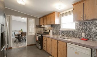 2 STOREY Ave, Belen, NM 87002