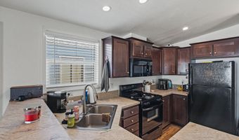 1371 E 4th Ave 145, Apache Junction, AZ 85119