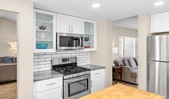 1561 Conway Dr, Escondido, CA 92027
