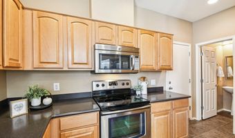 42424 N Gavilan Peak Pkwy 33104, Anthem, AZ 85086