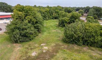 820 Fort St, Barling, AR 72923