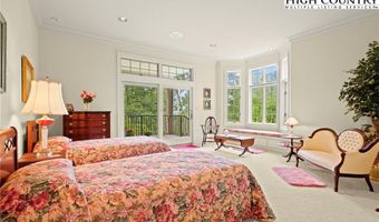 1158 Equestrian Dr, Banner Elk, NC 28604