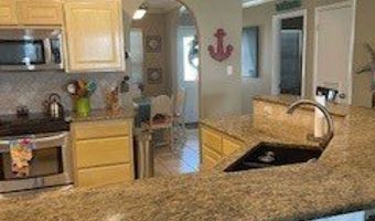 762 S Bay St, Aransas Pass, TX 78336