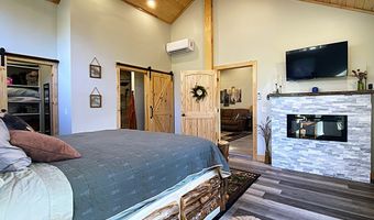 2052 Granny Squirrel Dr, Andrews, NC 28901