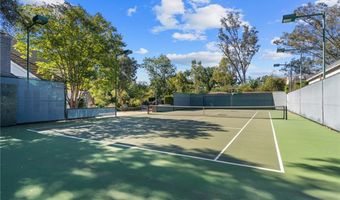 28925 Medea Mesa Rd, Agoura Hills, CA 91301