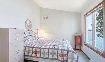 2687 W Sycamore Beach Rd, Angola, IN 46703