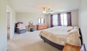 2110 Cumberland Pkwy, Algonquin, IL 60102