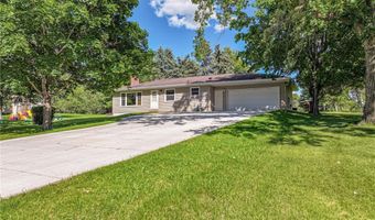 1007 Ruby St NW, Alexandria, MN 56308