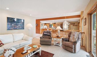 11274 Hoyer Ave NW, Annandale, MN 55302