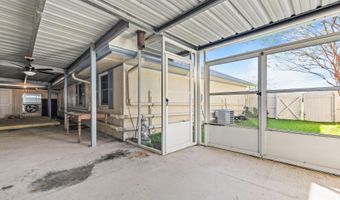 504 Orange Dr, Abbeville, LA 70510