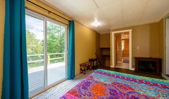 96 Smith Rd, Barnet, VT 05821