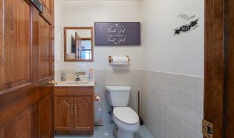 523 West St, Bristol, CT 06010