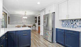 232 Charing Cross Rd, Indianapolis, IN 46217