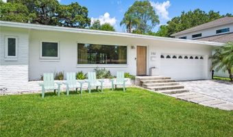 2102 IVANHOE Rd, Orlando, FL 32804