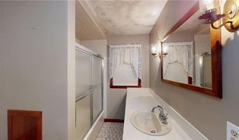 25 Phillip St, Coventry, RI 02816