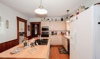 22 Abberton Rd, Canterbury, NH 03224