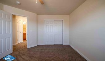6866 Umpqua River Rd, Casper, WY 82604