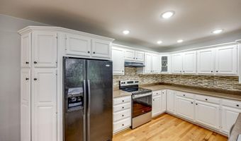 1124 Foxfire Rd, Bardstown, KY 40004