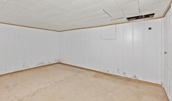 822 Croswell, Adrian, MI 49221