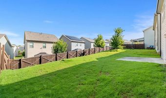 422 Auburn Crossing Dr, Auburn, GA 30011