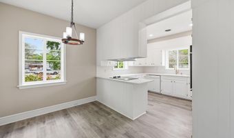 570 W Columbia Ave, Batesburg, SC 29006