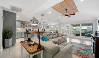 126 Sea View Dr, Aransas Pass, TX 78336