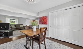 234 St Marys Dr, Ballwin, MO 63021