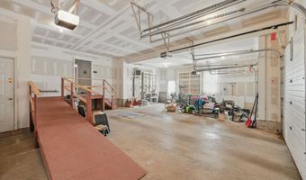 20 Eagle Point Rd, Bath, ME 04530