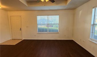 10 Holly Dr B, Bentonville, AR 72712