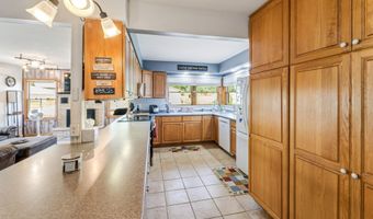 S1576 Lake St, Alma, WI 54610