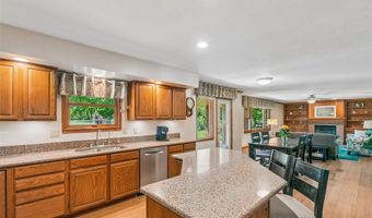 1014 NE Trilein Dr, Ankeny, IA 50021