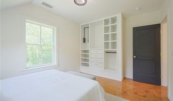 26 Old Stone Church Rd, Little Compton, RI 02837