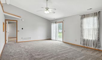 1303 Virginia Ln, Auburn, IN 46706