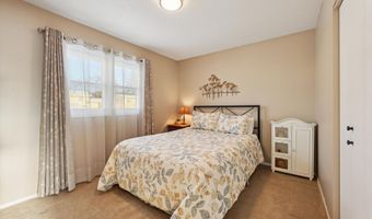 712 Garnet Dr, Ames, IA 50010