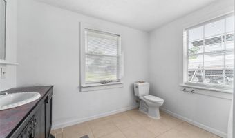 55119 5TH St, Astor, FL 32102