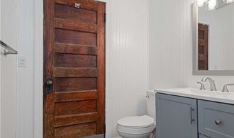 5785 Beechwood Ave, Alliance, OH 44601