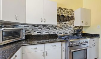 311 Eaton St, Oceanside, CA 92054