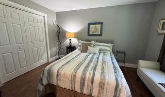 56 Cemetery Rd, Arlington, VT 05250