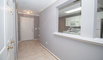 655 BURTONS COVE Way 8, Annapolis, MD 21401