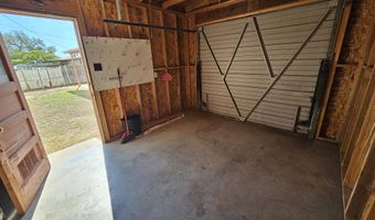 1402 Hendrix Ave, Alamogordo, NM 88310