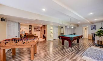 251 Scenic Dr, Blakeslee, PA 18610