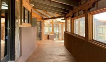 97 Calle Conejo, Arroyo Hondo, NM 87513
