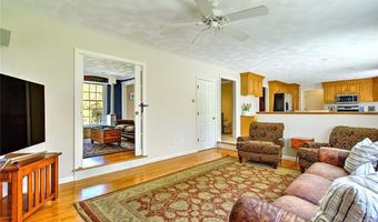 235 Holly Hills Ln, North Kingstown, RI 02874