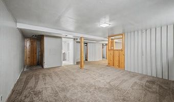 9952 Park Ave, Allen Park, MI 48101