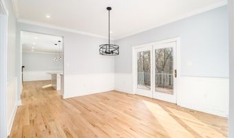 193 Chestnut Ridge Rd, Bethel, CT 06801