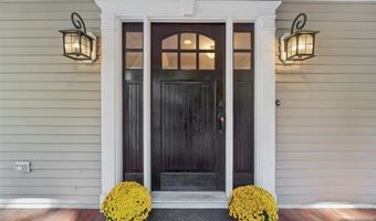 24 Scott Ct, Allendale, NJ 07401