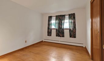 52 Fairview Ave, Bristol, CT 06010