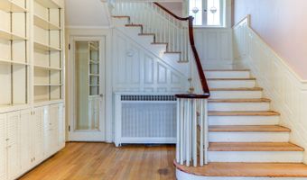 121 Guy Park Ave, Amsterdam, NY 12010