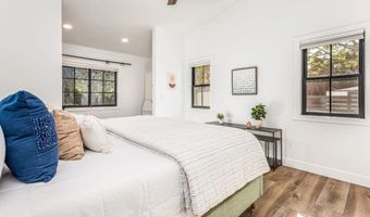 2335 Ivy Rd, Oceanside, CA 92054