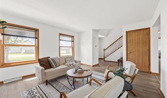 13294 212th Ave, Anamosa, IA 52205